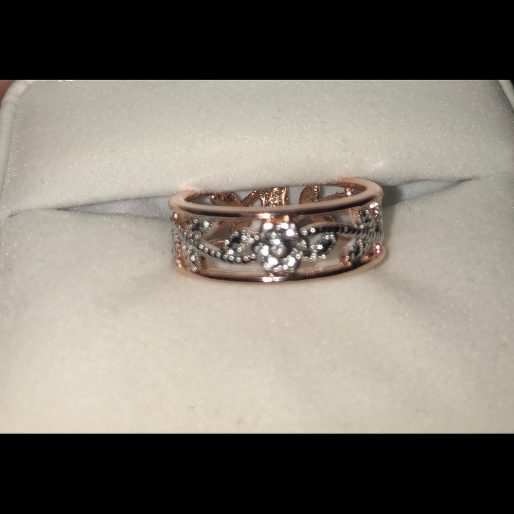 18k Rose Gold Ring Band Filigree Diamond Floral